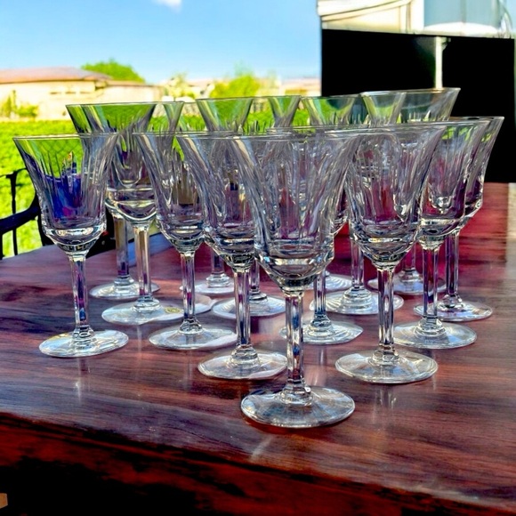 Vintage Phillips Cut Glass Co. Montreal, Canada. 6 Wine Goblets. 20 Piece Set. - Picture 1 of 10